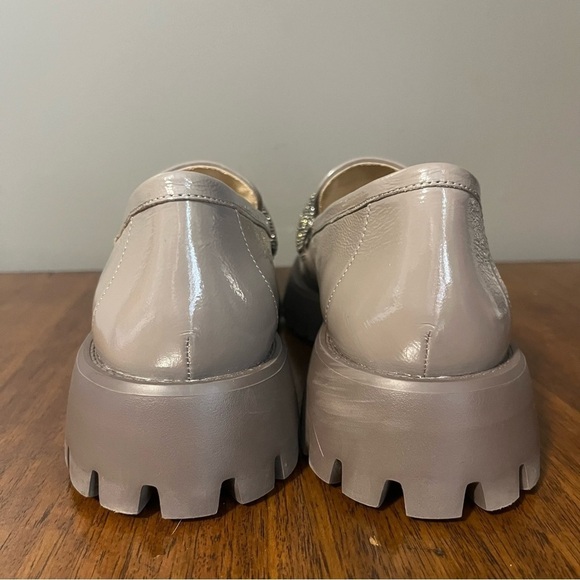 VANELi Women's Zaya platform loafer Like new condition. Women’s size 9.5 Narrow - Picture 7 of 14